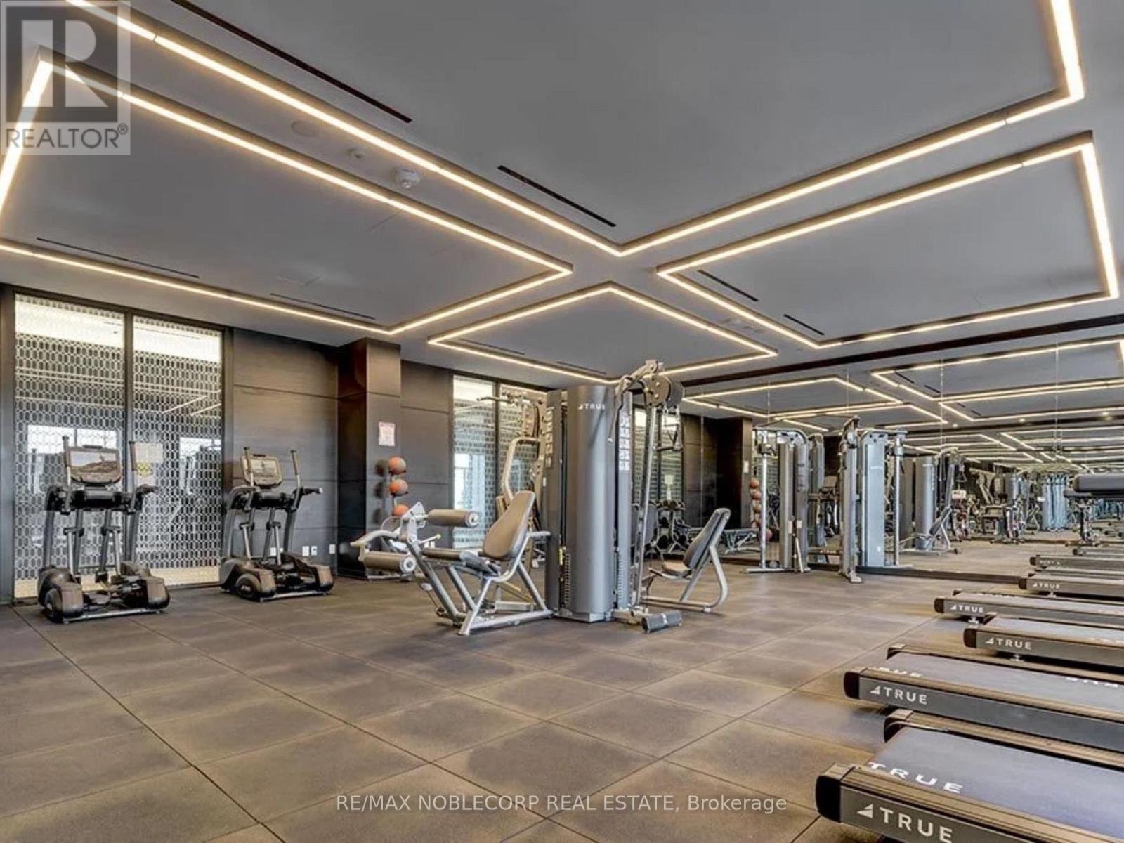 923 - 31 Tippett Road, Toronto, Ontario  M3H 2V1 - Photo 35 - C13000578