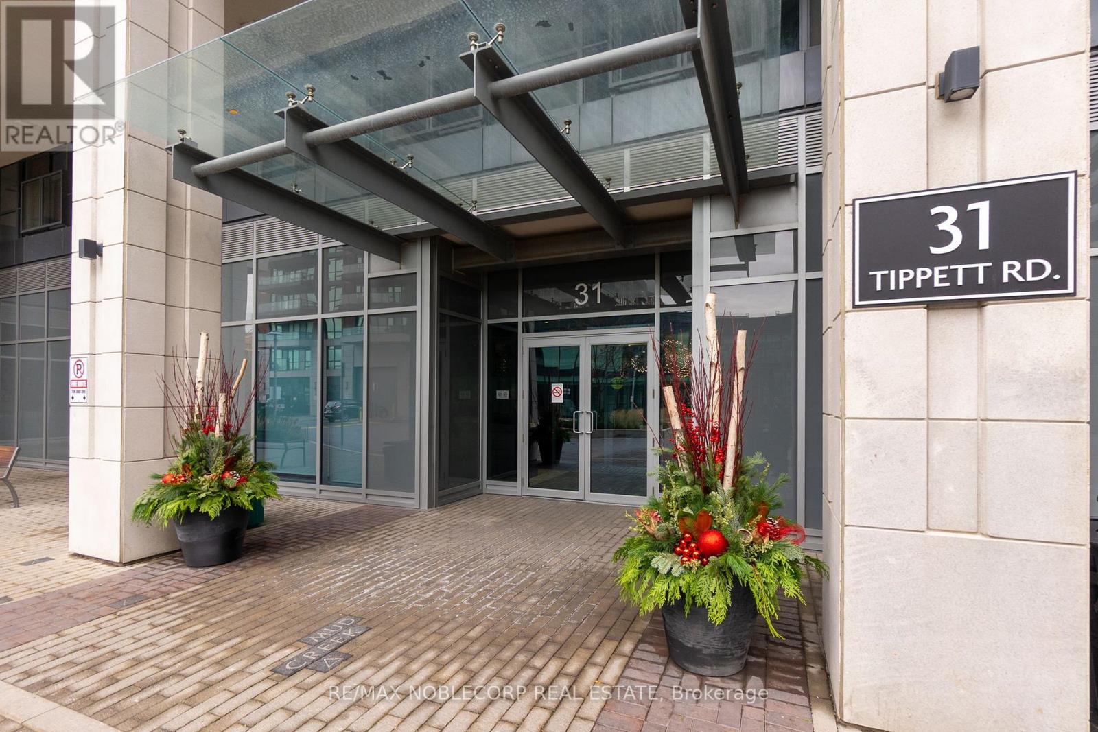 923 - 31 Tippett Road, Toronto, Ontario  M3H 2V1 - Photo 4 - C13000578