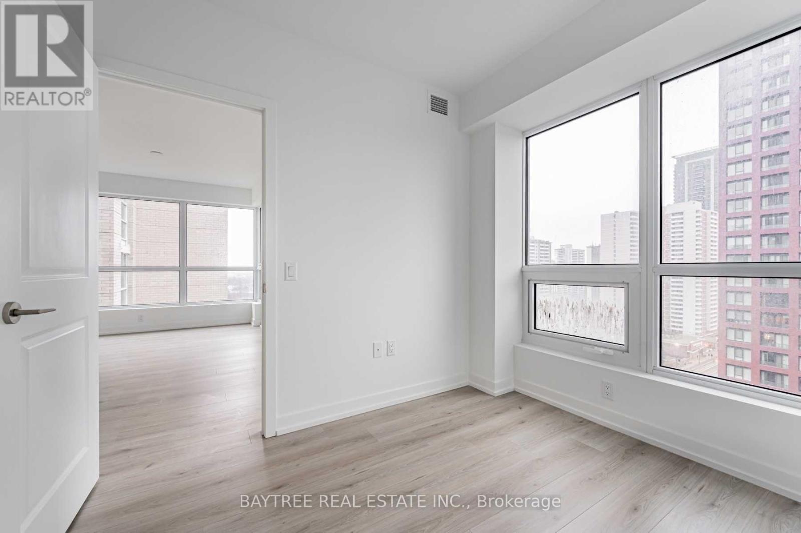 1211 - 395 Bloor Street E, Toronto, Ontario  M4W 0B4 - Photo 15 - C13000584