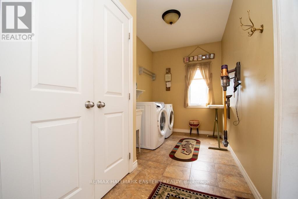 3468 County Rd 36, Trent Lakes, Ontario  K0L 2H0 - Photo 15 - X12997434