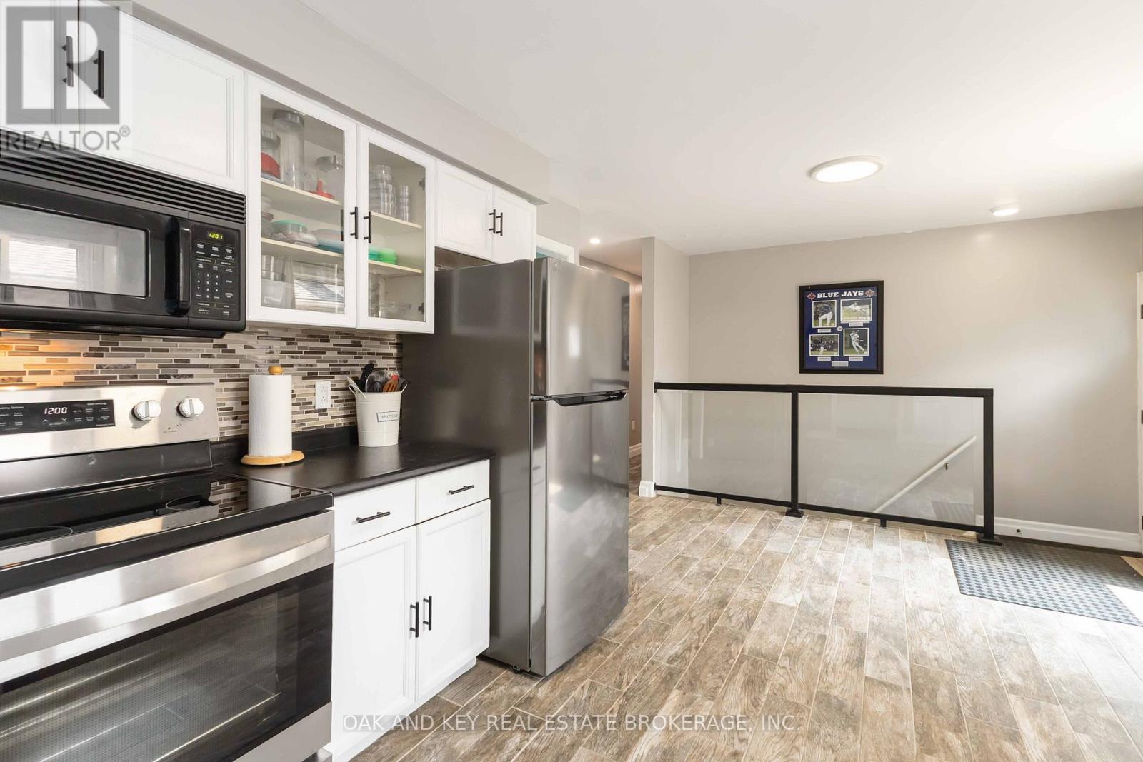 6 Weymouth Drive, London East, Ontario  N5V 4E7 - Photo 18 - X12660902