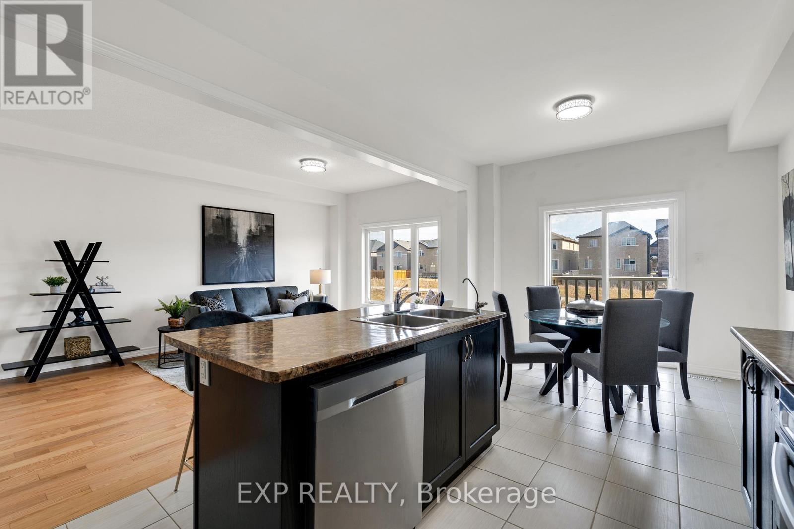 1117 Cameo Street, Pickering, Ontario L1X 0L7 - Photo 12 - E13000280