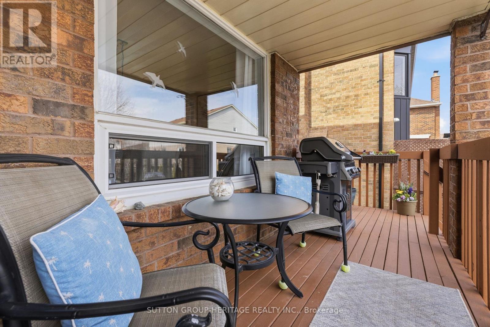 204 Lake Driveway W, Ajax, Ontario  L1S 4Y8 - Photo 11 - E13000318