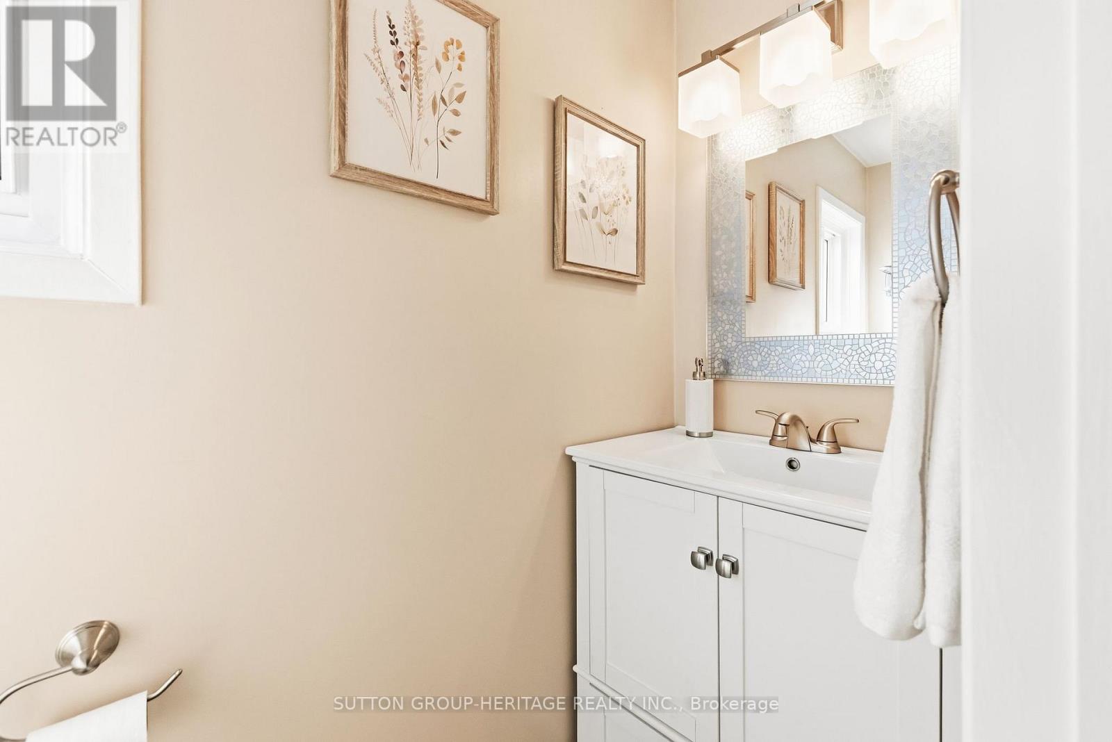 204 Lake Driveway W, Ajax, Ontario  L1S 4Y8 - Photo 13 - E13000318