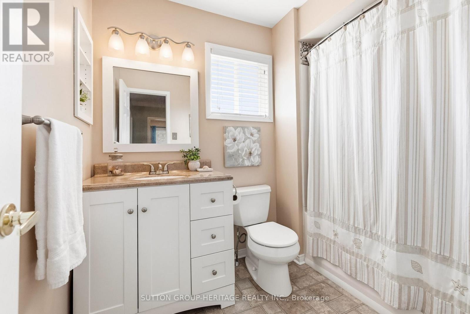 204 Lake Driveway W, Ajax, Ontario  L1S 4Y8 - Photo 21 - E13000318