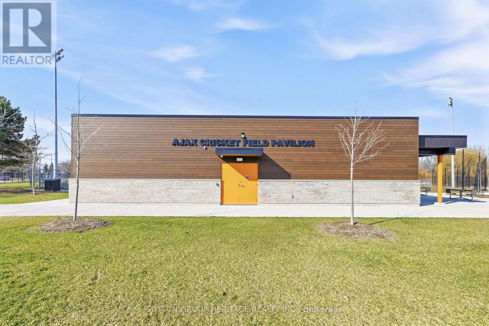 204 Lake Driveway W, Ajax, Ontario  L1S 4Y8 - Photo 46 - E13000318