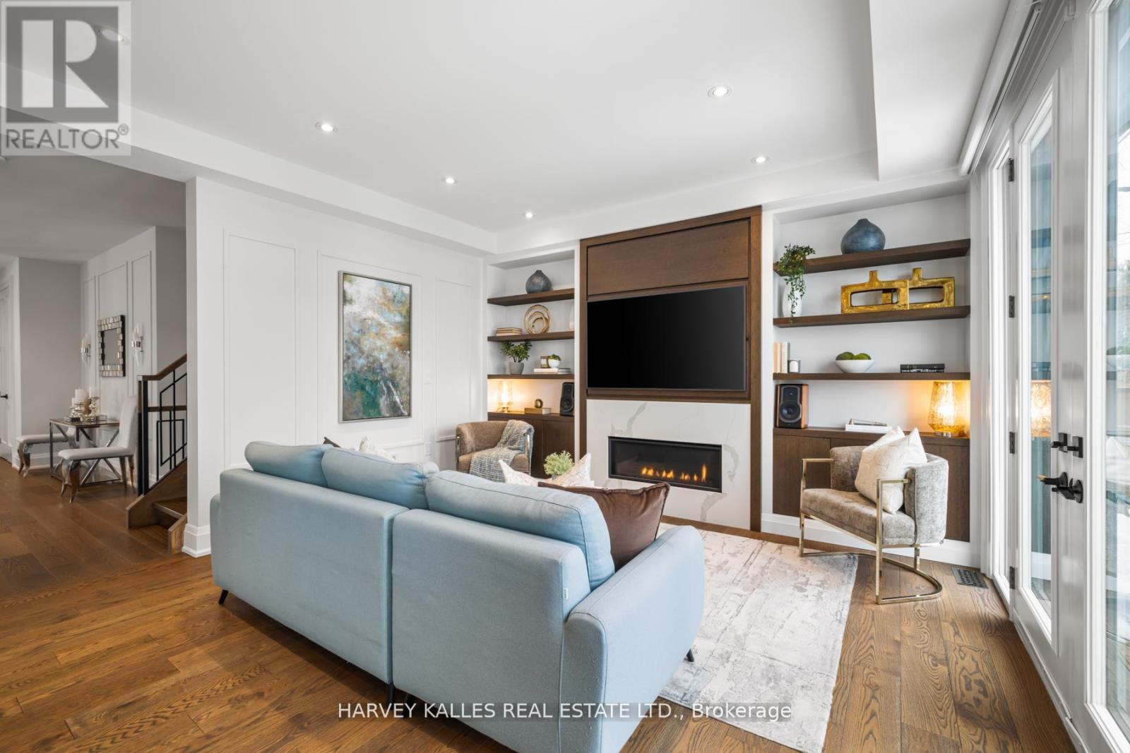 39 Amsterdam Avenue, Toronto (O'connor-Parkview), Ontario  M4B 2B9 - Photo 10 - E13000340