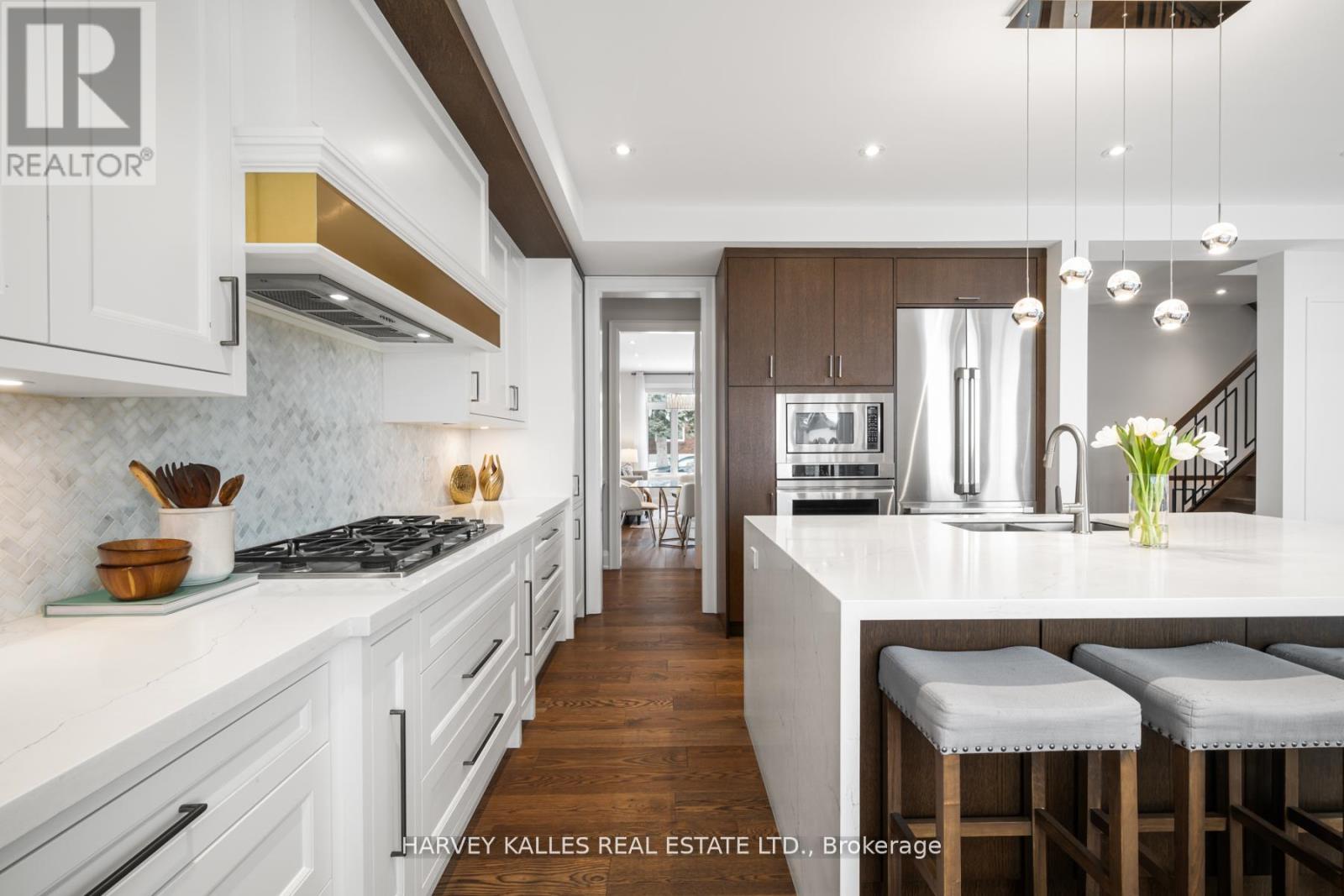 39 Amsterdam Avenue, Toronto (O'connor-Parkview), Ontario  M4B 2B9 - Photo 14 - E13000340