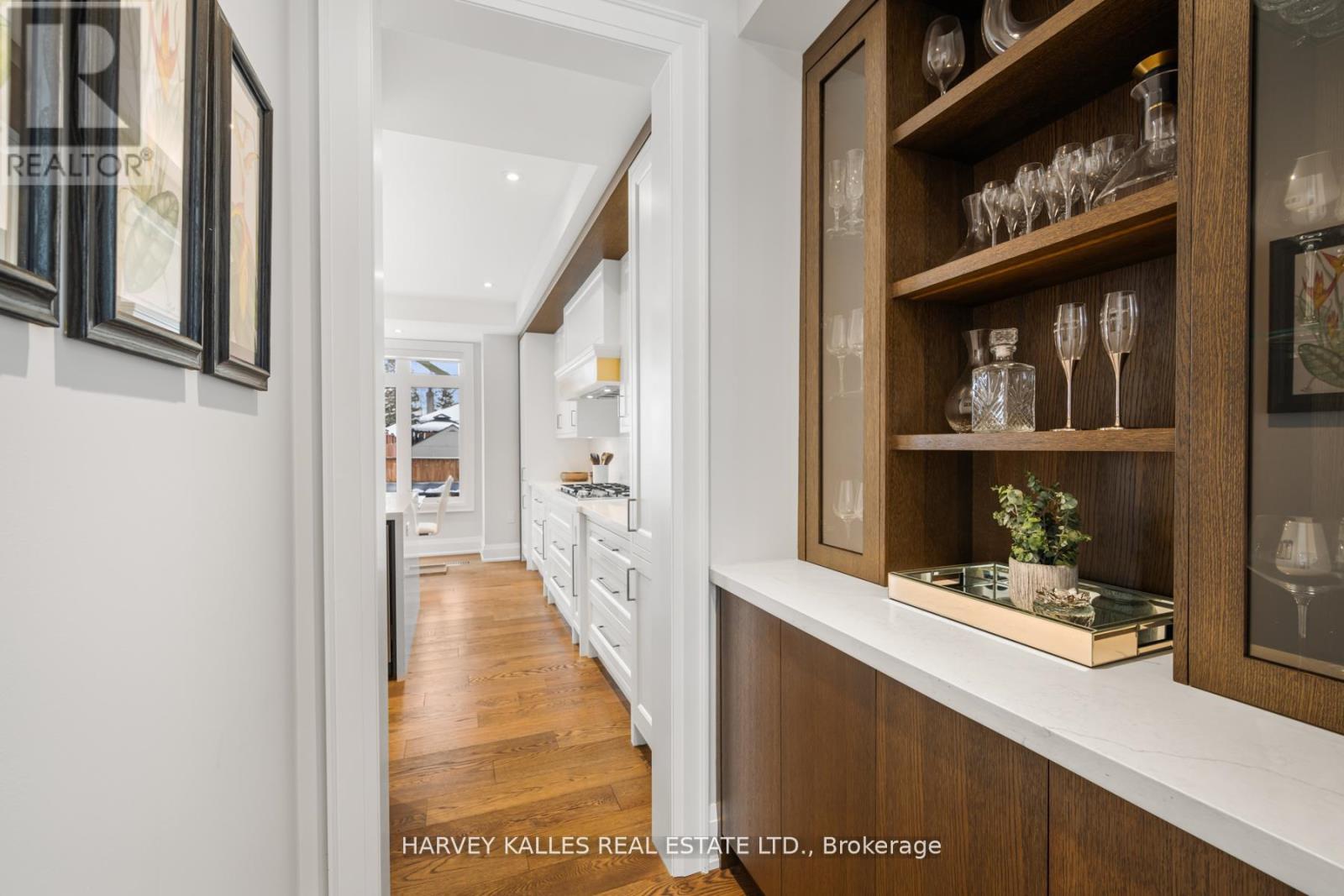 39 Amsterdam Avenue, Toronto (O'connor-Parkview), Ontario  M4B 2B9 - Photo 17 - E13000340