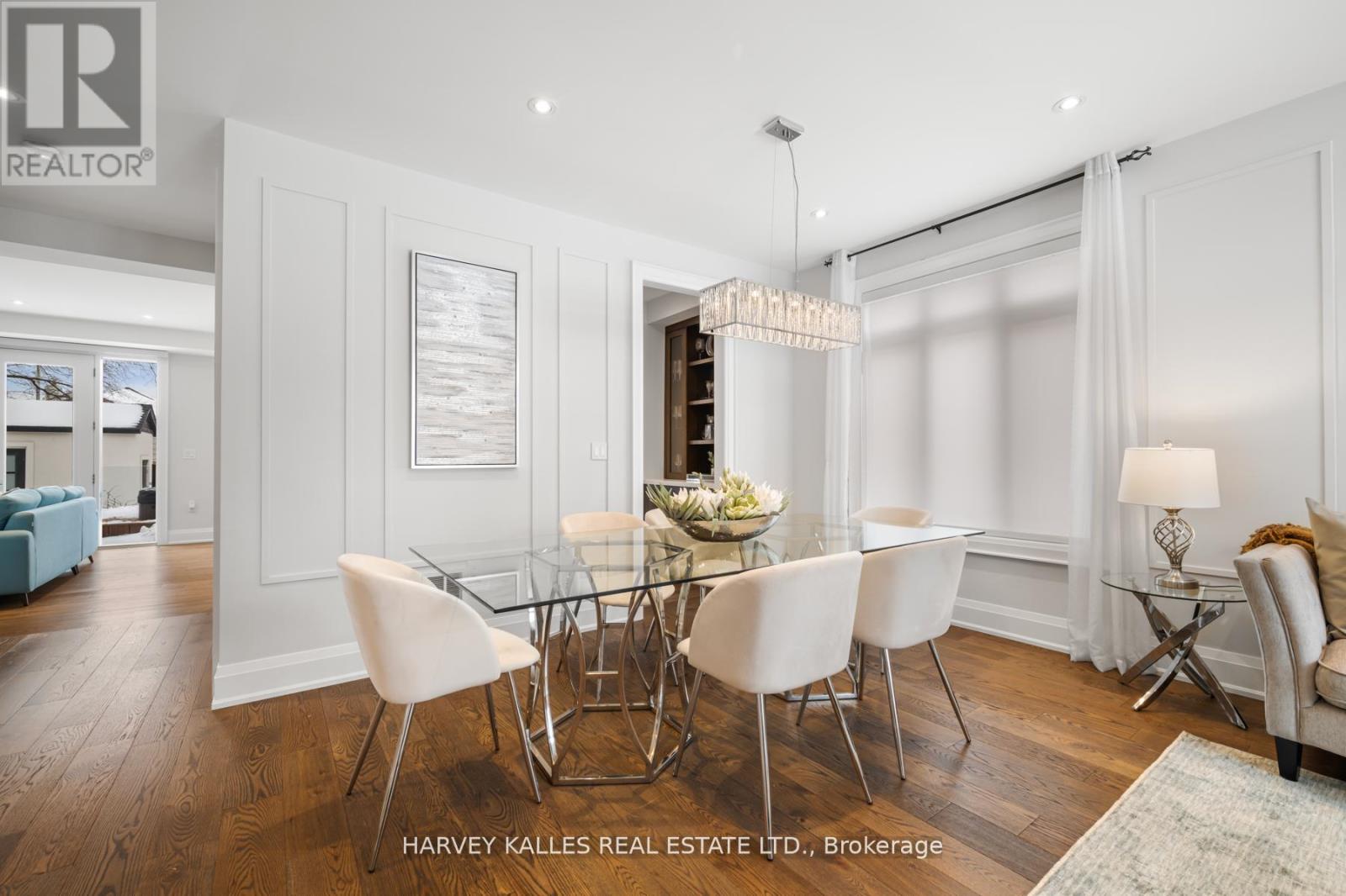 39 Amsterdam Avenue, Toronto (O'connor-Parkview), Ontario  M4B 2B9 - Photo 4 - E13000340