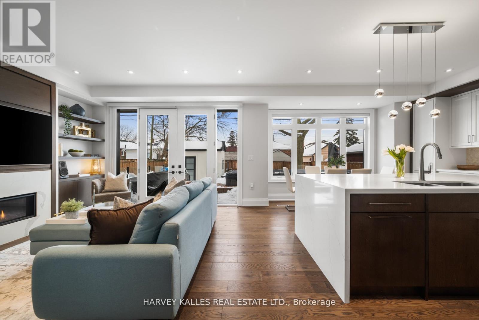 39 Amsterdam Avenue, Toronto (O'connor-Parkview), Ontario  M4B 2B9 - Photo 6 - E13000340