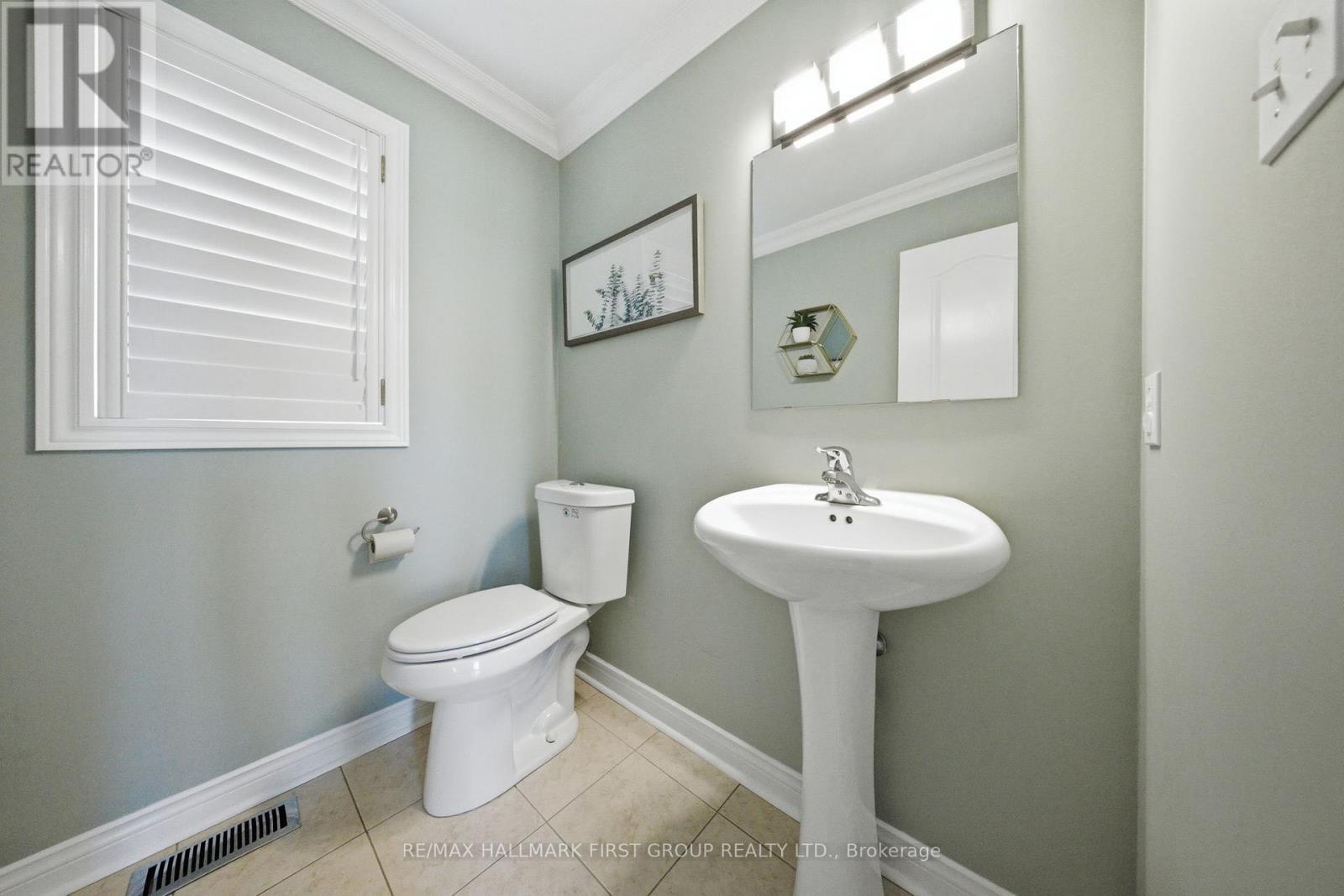 82 Woodcock Avenue, Ajax, Ontario  L1T 4L7 - Photo 16 - E13000358