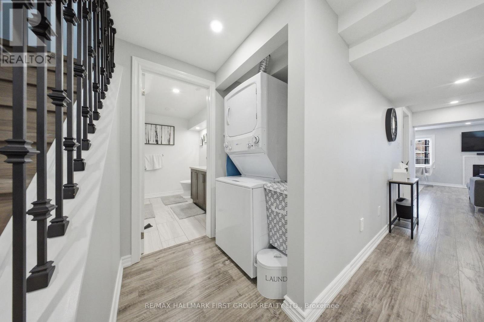 82 Woodcock Avenue, Ajax, Ontario  L1T 4L7 - Photo 27 - E13000358