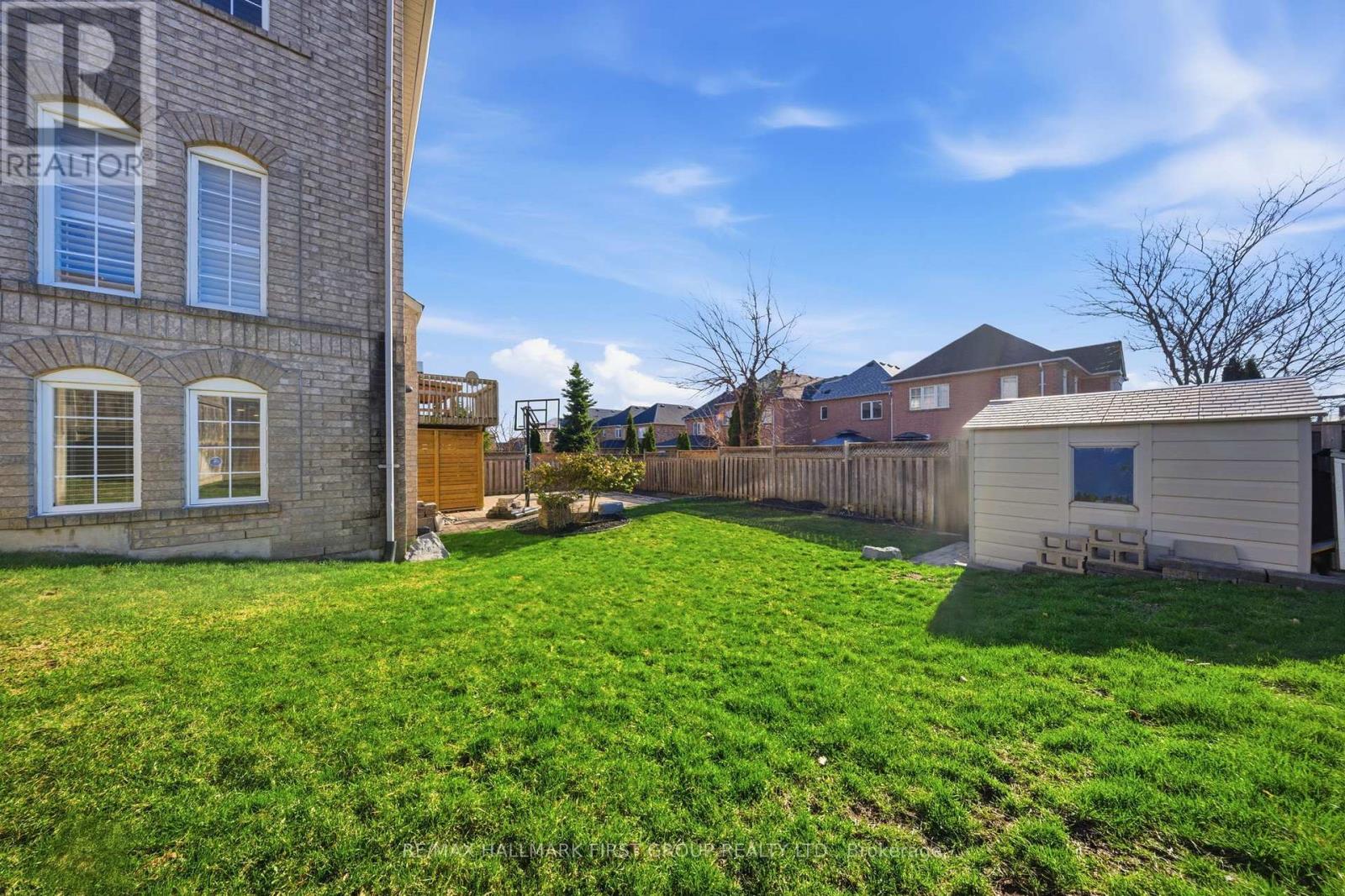 82 Woodcock Avenue, Ajax, Ontario  L1T 4L7 - Photo 36 - E13000358