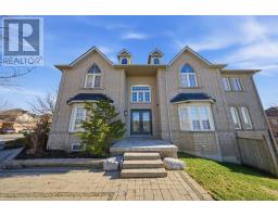 82 WOODCOCK AVENUE, Ajax, Ontario