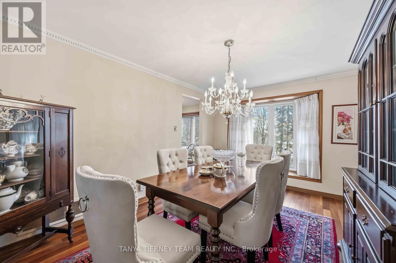 575 Park Crescent, Pickering, Ontario  L1W 2E1 - Photo 8 - E13000408