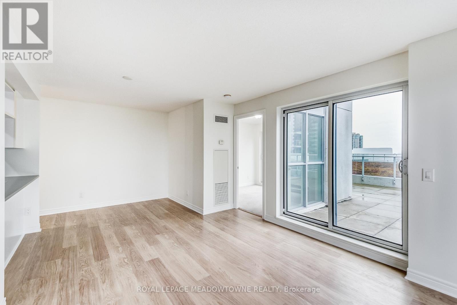 909 - 70 Town Centre Court, Toronto, Ontario M1P 0B2 - Photo 12 - E13000434