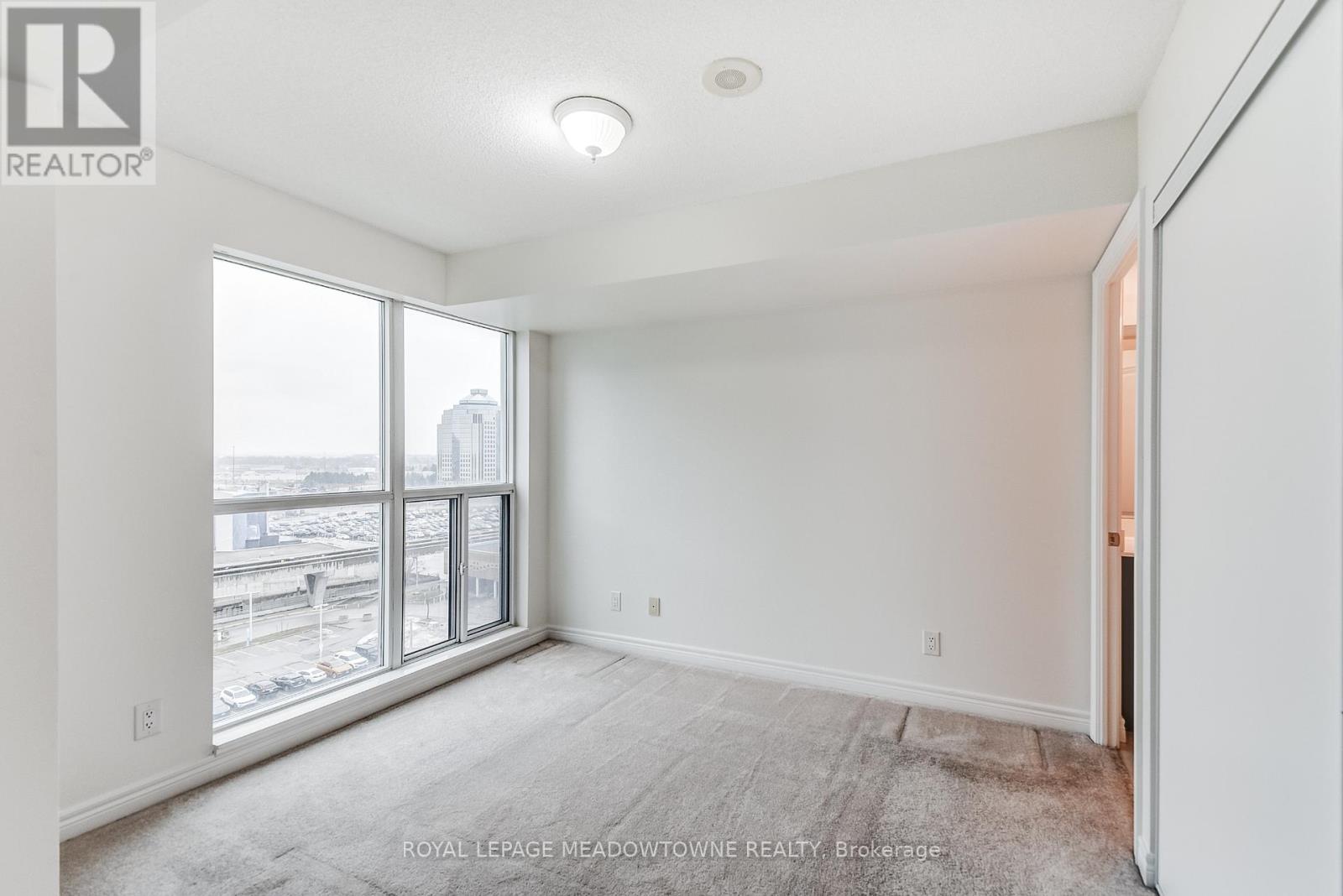 909 - 70 Town Centre Court, Toronto, Ontario M1P 0B2 - Photo 14 - E13000434