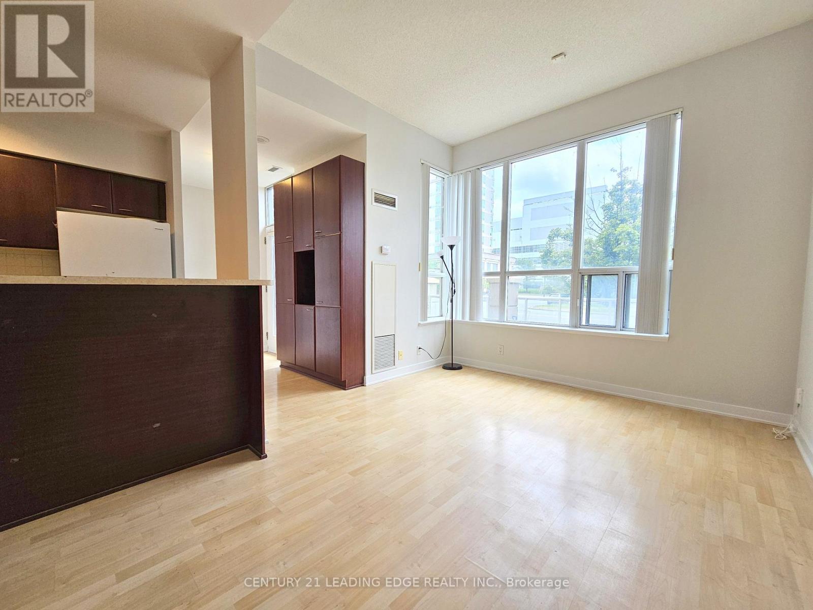 Th120 - 38 Lee Centre Drive, Toronto, Ontario  M1H 3J7 - Photo 10 - E13000504
