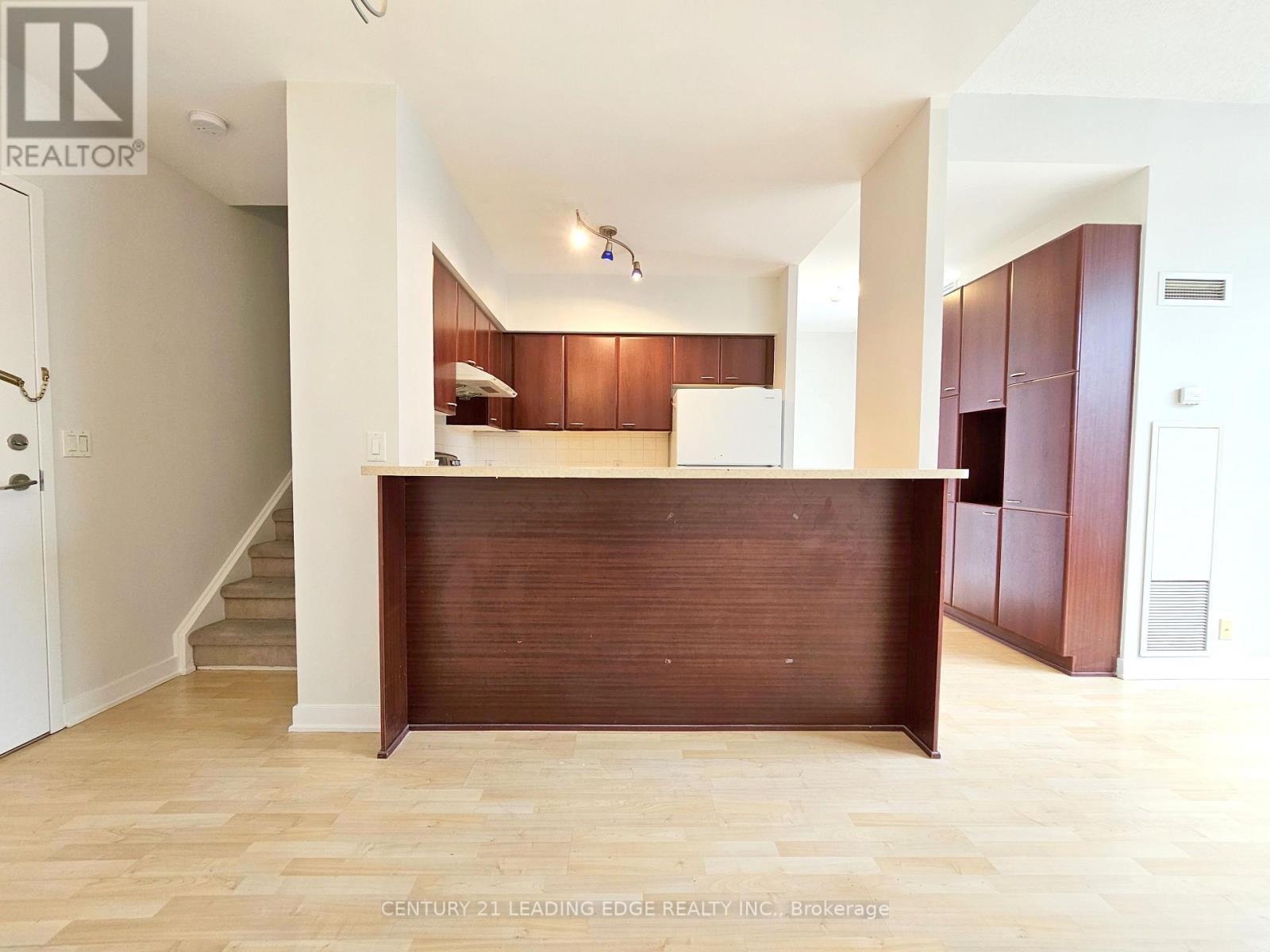 Th120 - 38 Lee Centre Drive, Toronto, Ontario  M1H 3J7 - Photo 7 - E13000504