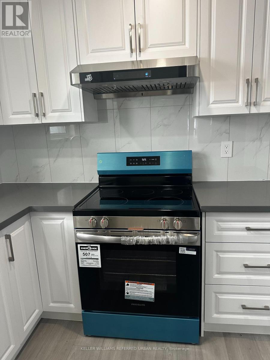 202 Cedarvale Avenue, Toronto, Ontario  M4C 4K2 - Photo 15 - E13000568