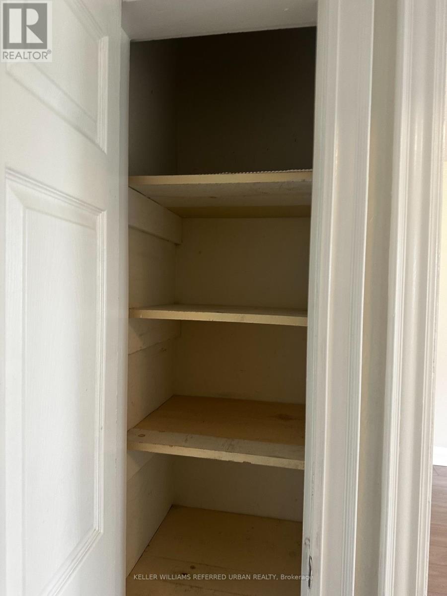 202 Cedarvale Avenue, Toronto, Ontario  M4C 4K2 - Photo 4 - E13000568