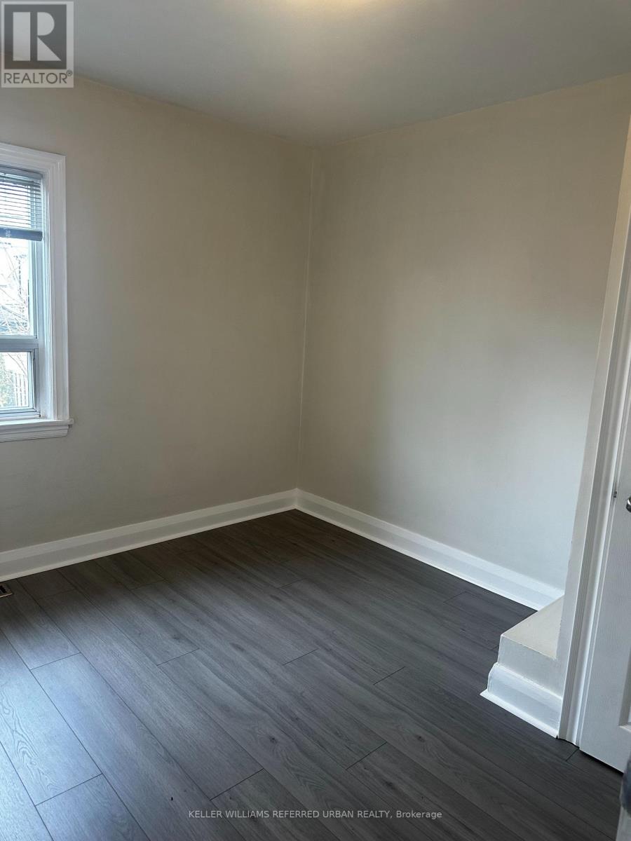 202 Cedarvale Avenue, Toronto, Ontario  M4C 4K2 - Photo 7 - E13000568