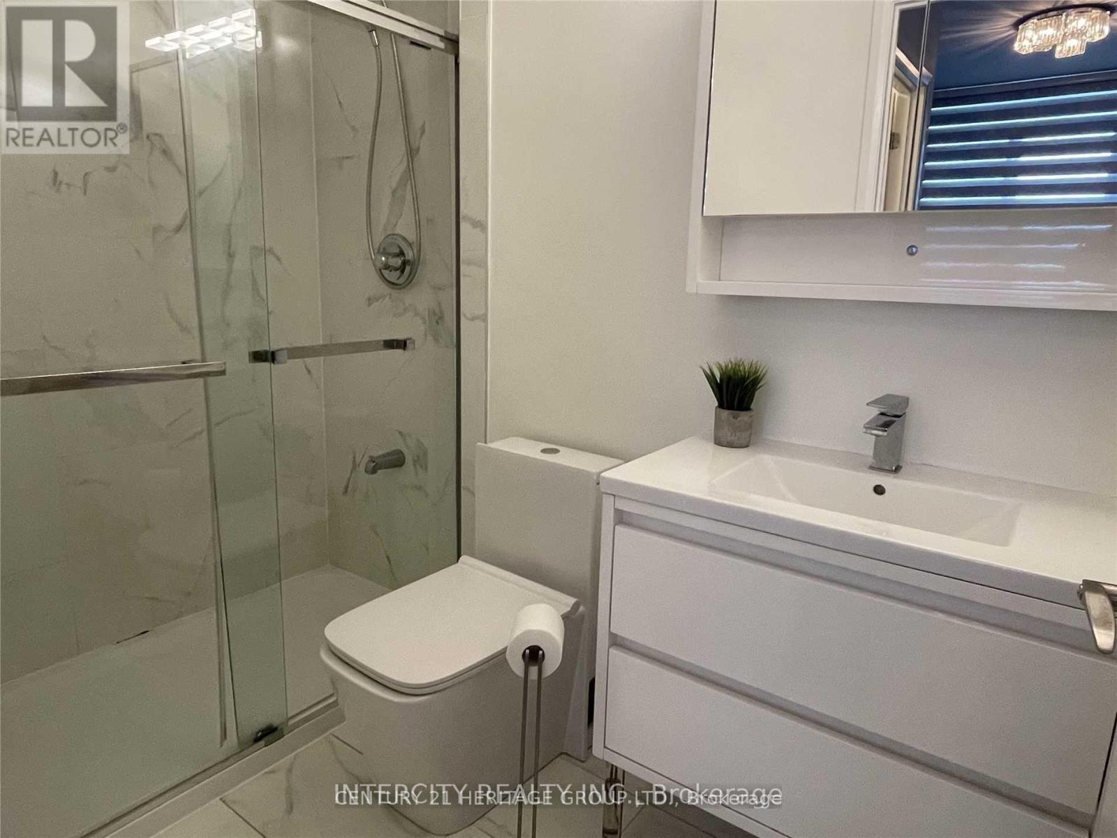 1407 - 2910 Highway 7, Vaughan, Ontario  L4K 0H8 - Photo 8 - N12935020