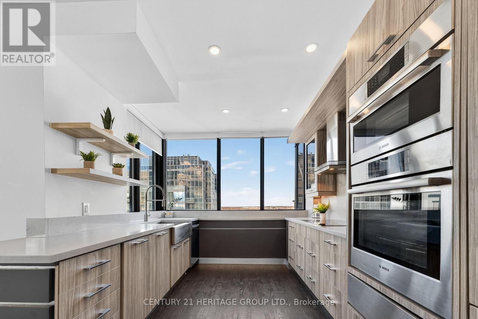 Ph05 (3605) - 2910 Highway 7 Road, Vaughan, Ontario  L4K 0H8 - Photo 4 - N12961966