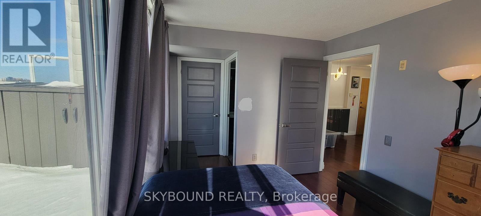 919 - 1040 The Queensway, Toronto, Ontario  M8Z 0A7 - Photo 15 - W12810274