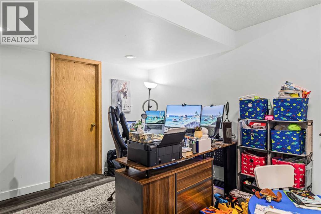 118 Glacier Drive, Banff, Alberta  T1L 1C4 - Photo 38 - A2301081