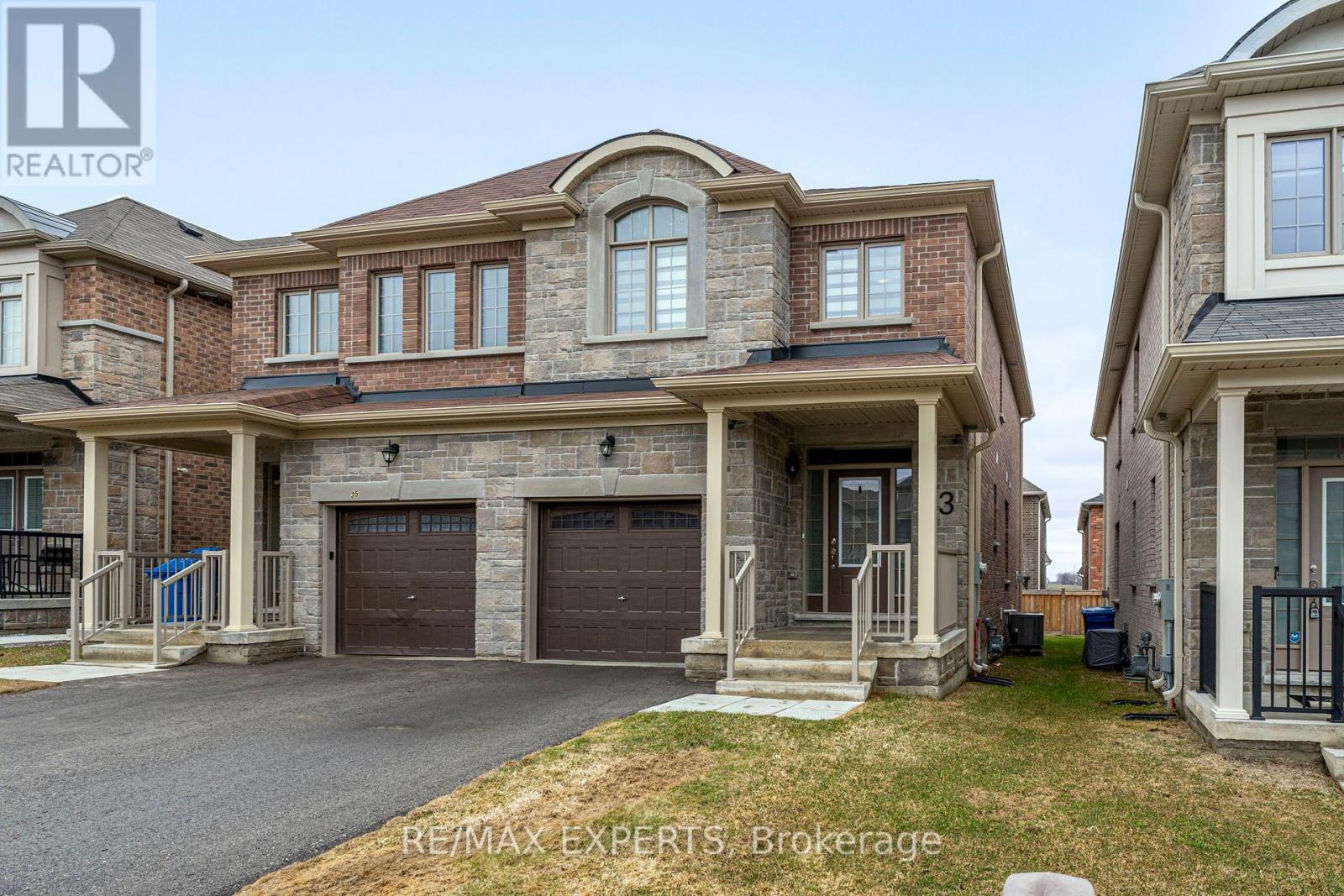 33 Frederick Taylor Way, East Gwillimbury (Mt Albert), Ontario  L0G 1M0 - Photo 3 - N13000208