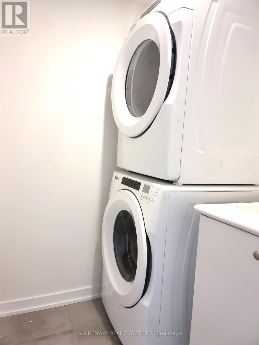 35 Wuhan Lane, Markham, Ontario  L6E 0V4 - Photo 13 - N13000292