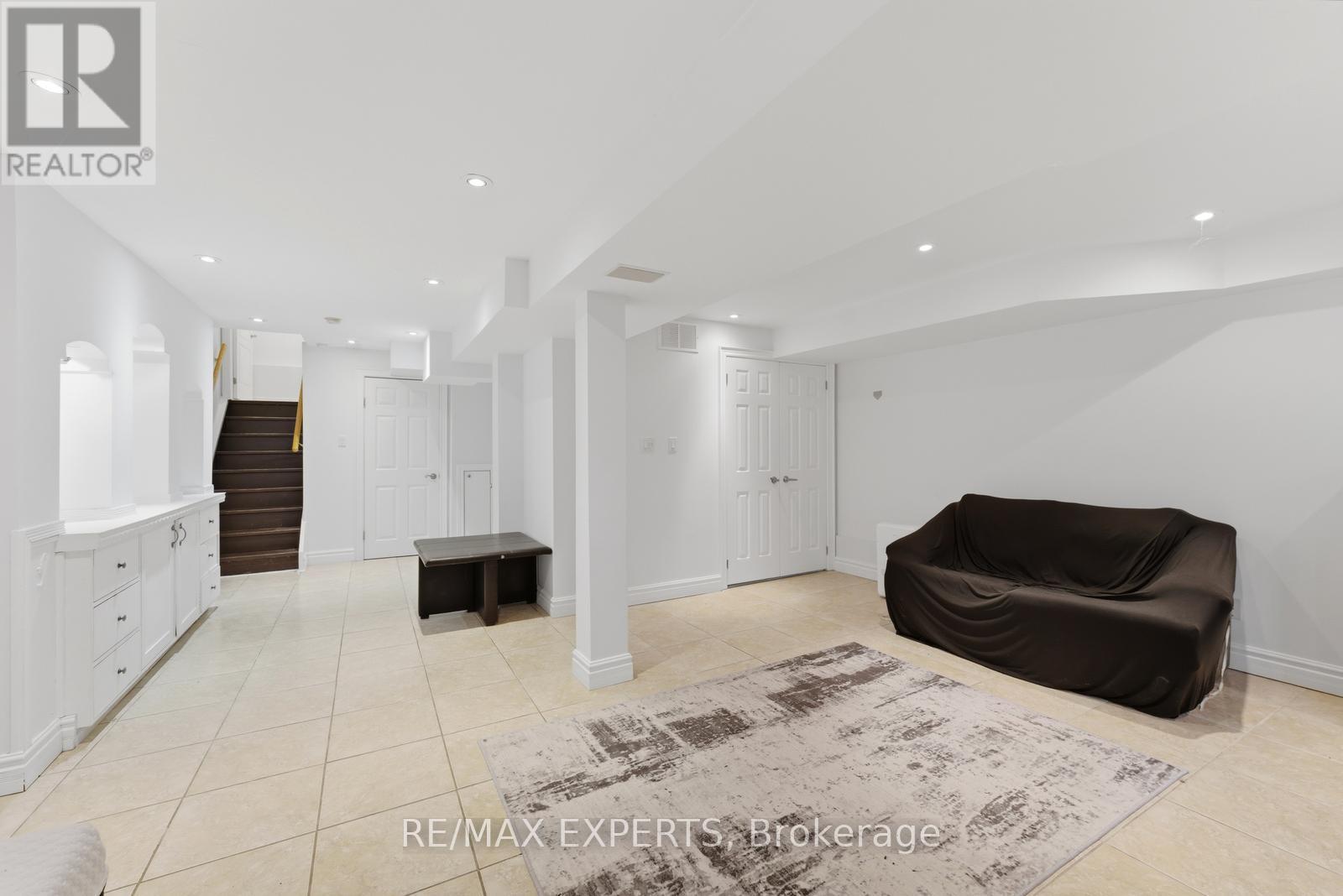 22 Wedgewood Place, Vaughan, Ontario  L4K 4X7 - Photo 28 - N13000300