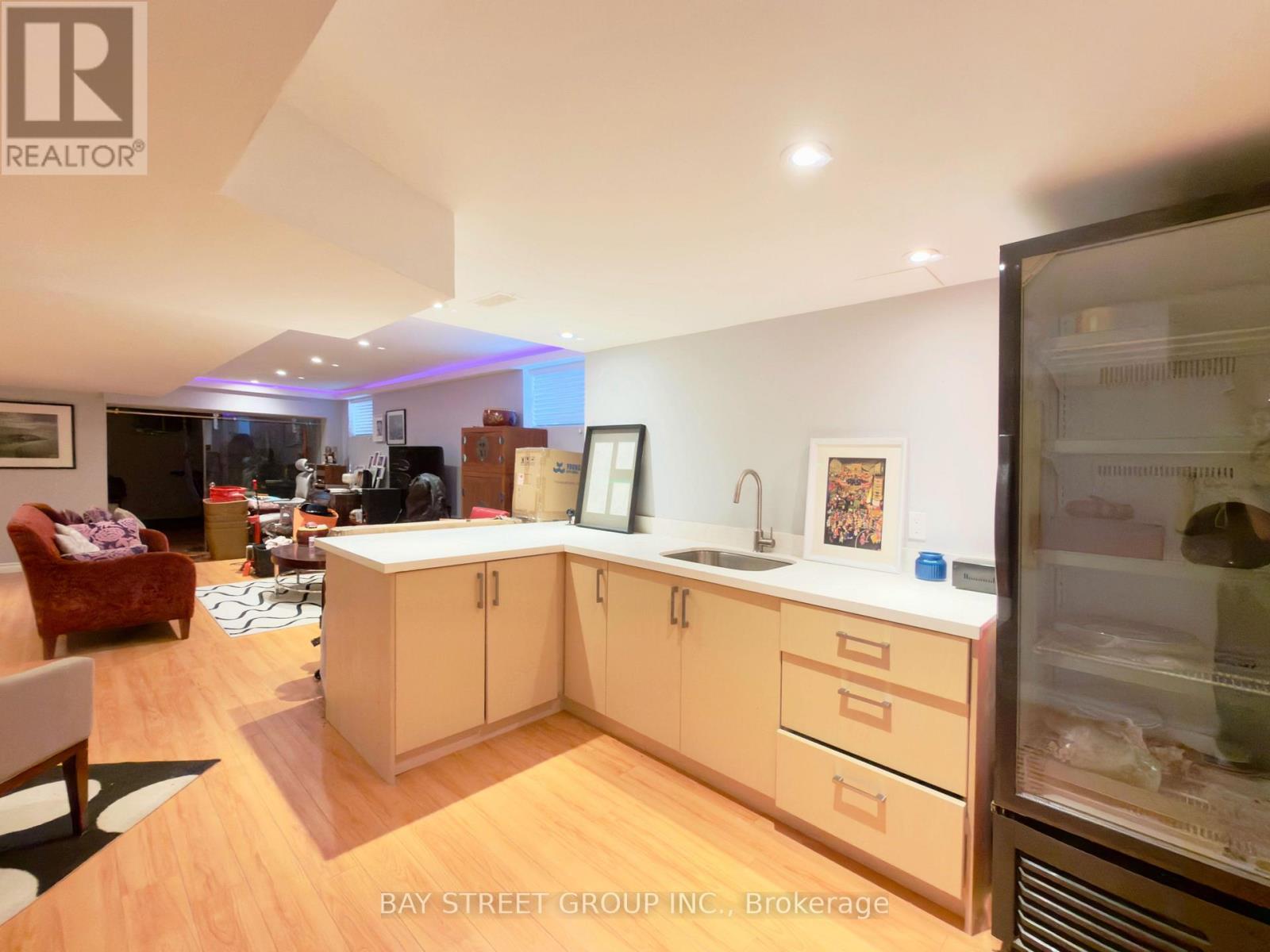 6 Welter Court, Richmond Hill, Ontario  L4S 1E9 - Photo 47 - N13000322