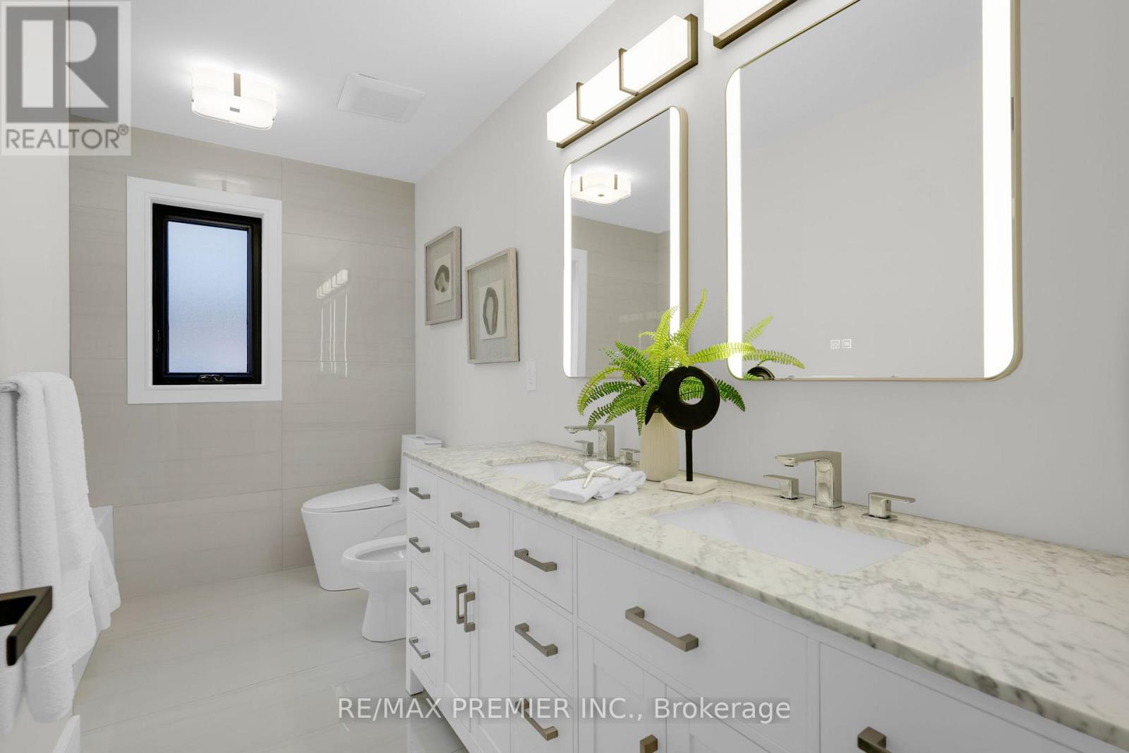 19 Polo Crescent, Vaughan, Ontario  L4L 8W6 - Photo 26 - N13000332