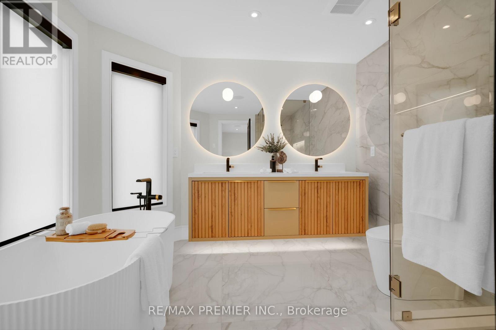 19 Polo Crescent, Vaughan, Ontario  L4L 8W6 - Photo 31 - N13000332