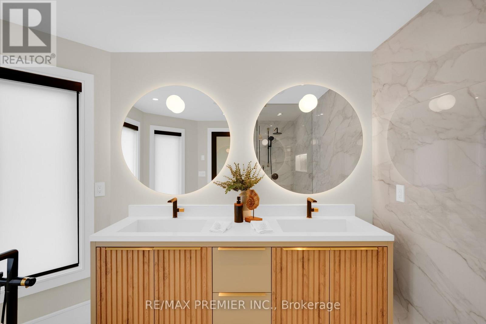 19 Polo Crescent, Vaughan, Ontario  L4L 8W6 - Photo 33 - N13000332