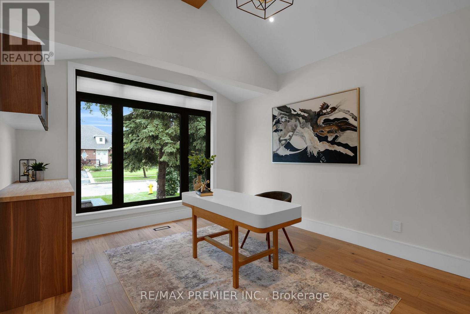 19 Polo Crescent, Vaughan, Ontario  L4L 8W6 - Photo 8 - N13000332