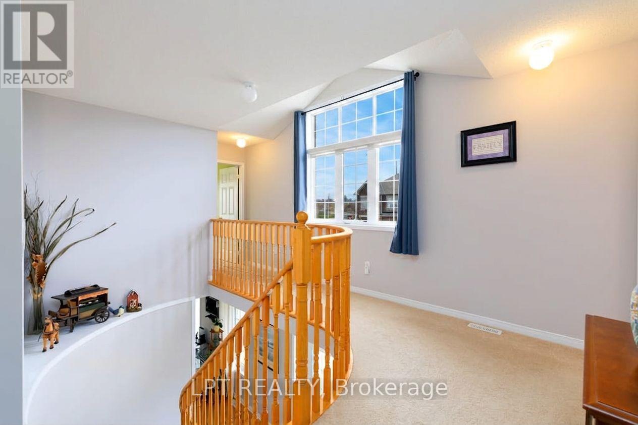 38 Pacfic Rim Court, Richmond Hill, Ontario  L4E 0W8 - Photo 21 - N13000370