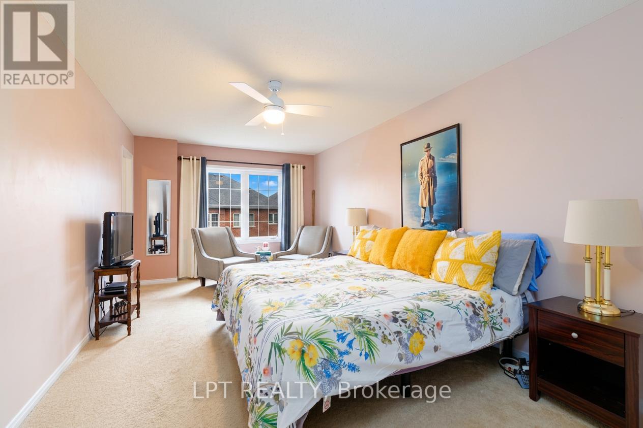 38 Pacfic Rim Court, Richmond Hill, Ontario  L4E 0W8 - Photo 23 - N13000370