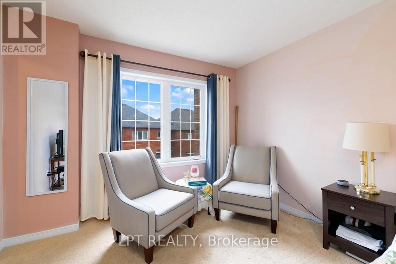 38 Pacfic Rim Court, Richmond Hill, Ontario  L4E 0W8 - Photo 25 - N13000370