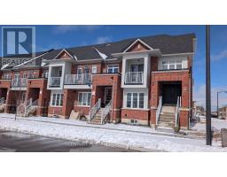 8 MCALISTER AVENUE, Richmond Hill, Ontario