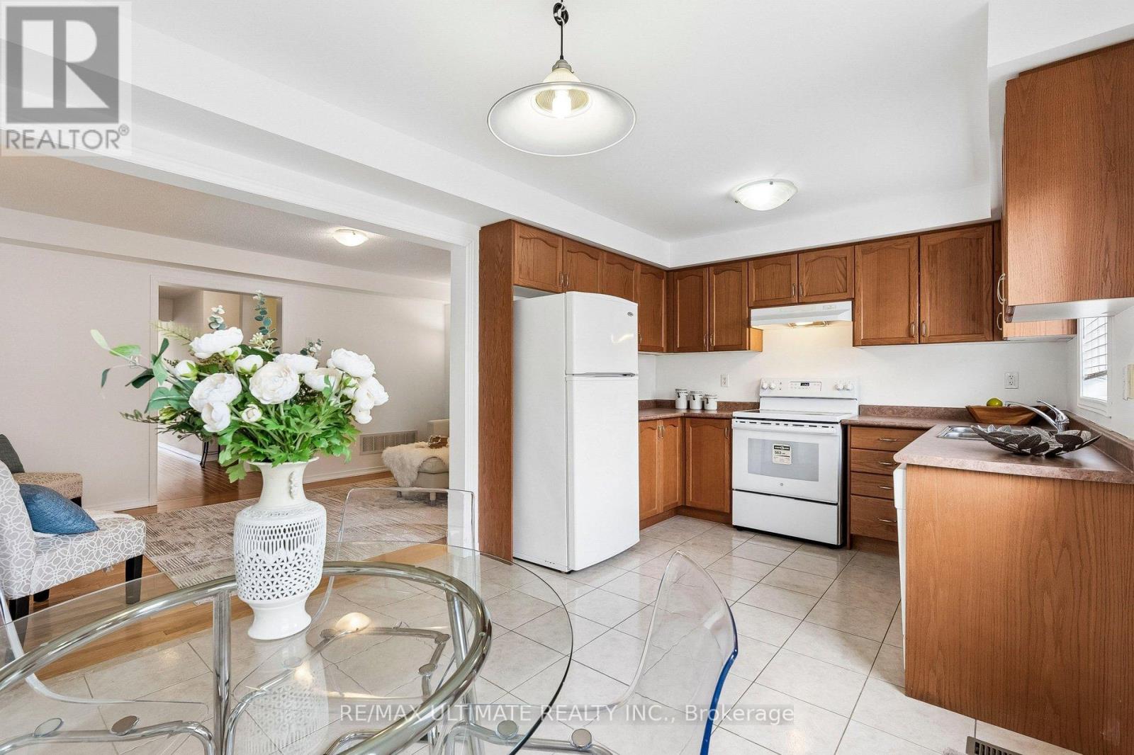 578 Reeves Way Boulevard, Whitchurch-Stouffville, Ontario  L4A 0T3 - Photo 14 - N13000466