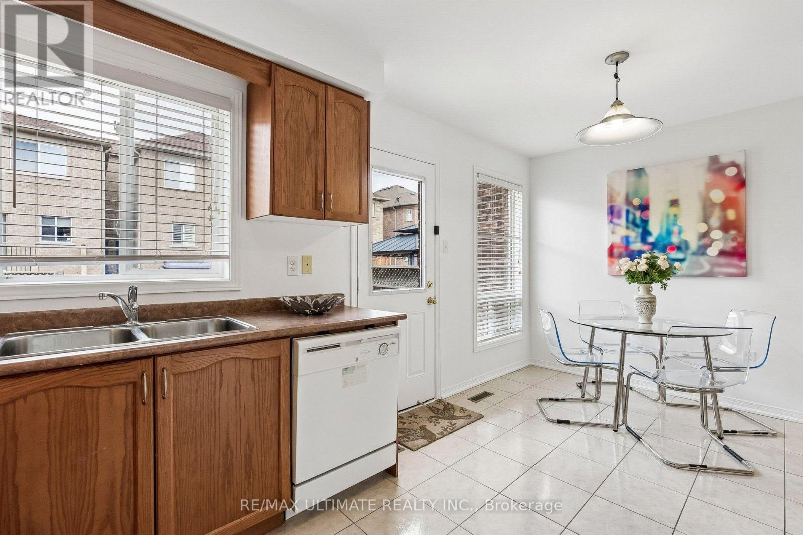 578 Reeves Way Boulevard, Whitchurch-Stouffville, Ontario  L4A 0T3 - Photo 16 - N13000466