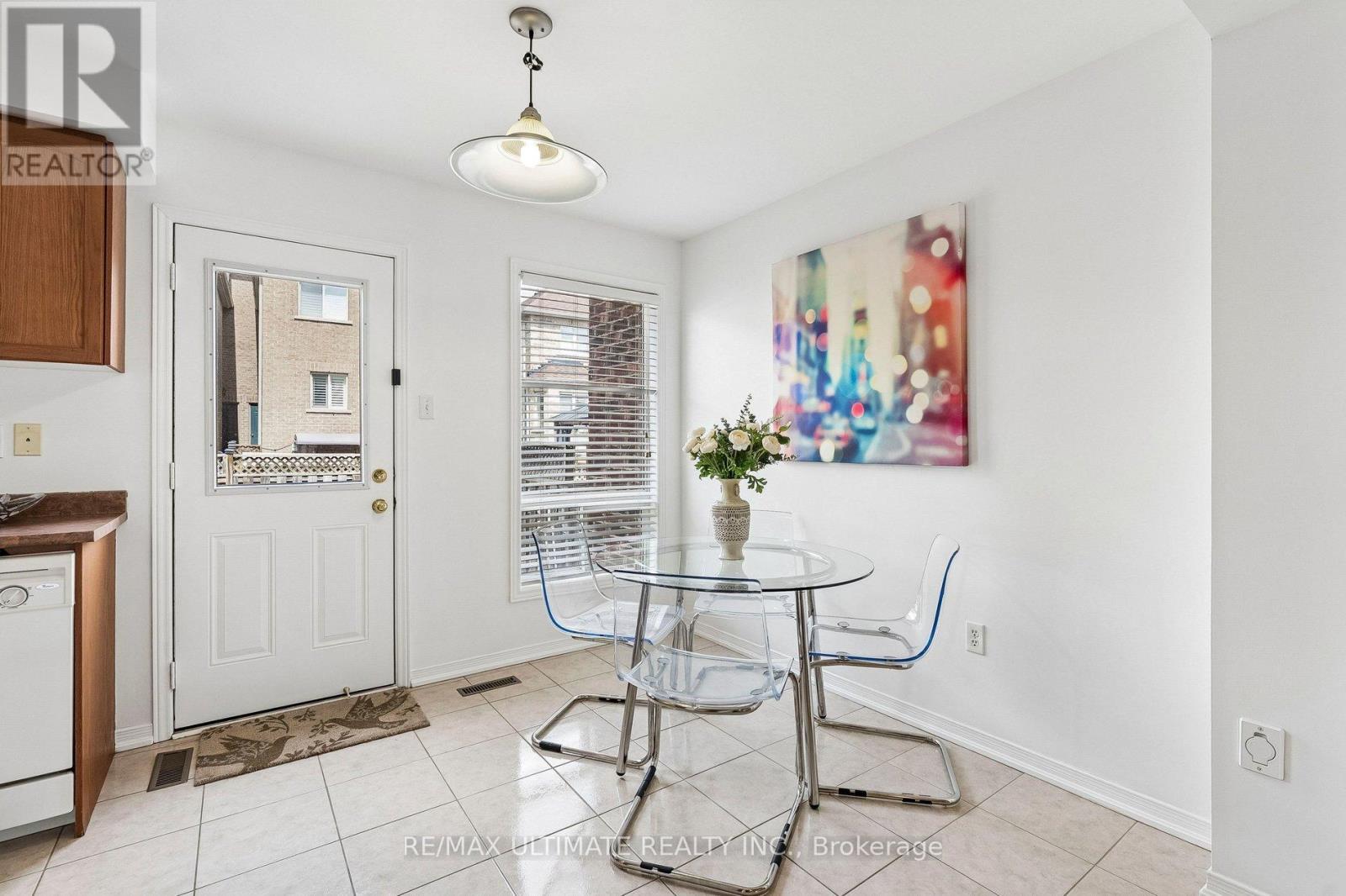 578 Reeves Way Boulevard, Whitchurch-Stouffville, Ontario  L4A 0T3 - Photo 17 - N13000466