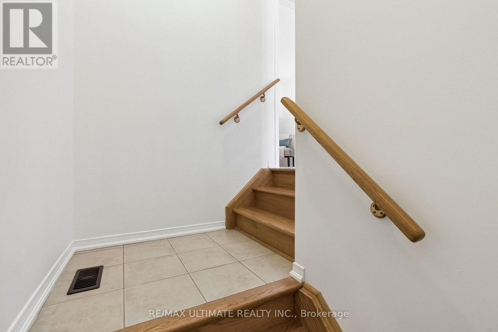 578 Reeves Way Boulevard, Whitchurch-Stouffville, Ontario  L4A 0T3 - Photo 25 - N13000466