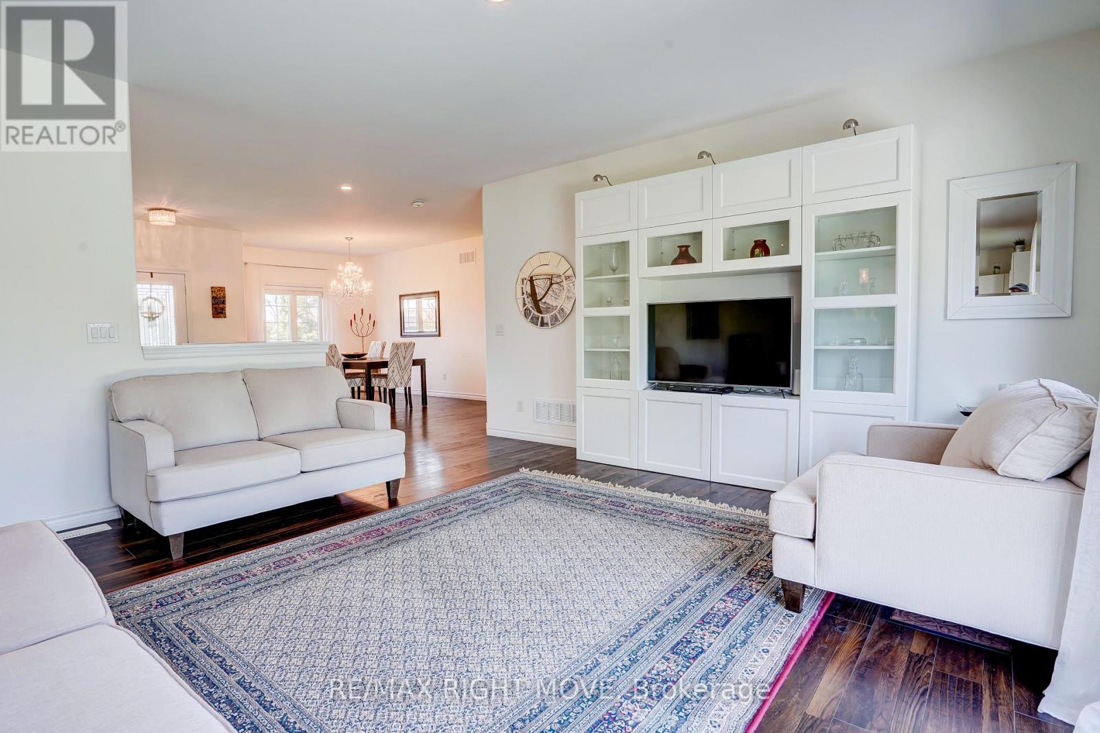 15 Keyzer Drive, Oro-Medonte, Ontario  L3V 8N7 - Photo 12 - S13000194