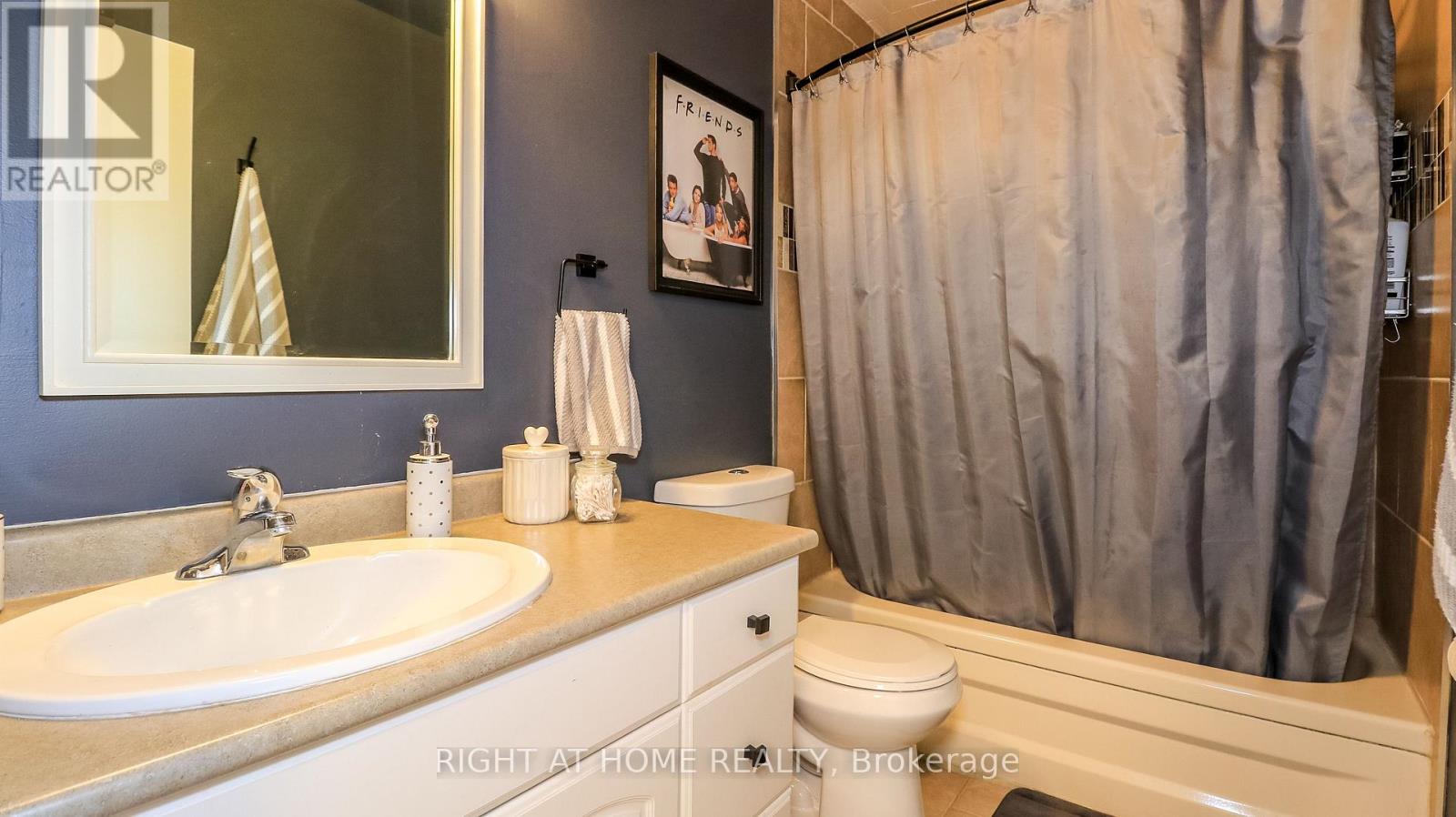 21 Robin Court, Barrie, Ontario  L4M 5L9 - Photo 18 - S13000282