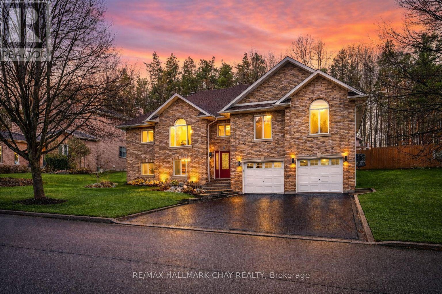 Lower - 6 Grouse Glen, Barrie (Ardagh), Ontario  L4N 7Z4 - Photo 1 - S13000290